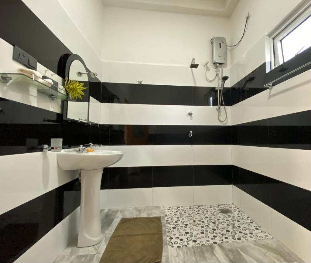 Villa Sun Rising Talpe Dış mekan fotoğraf